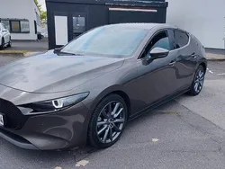 Grau Gebraucht 2019 Mazda 3 Sky Limousine | 16.900 € (Etwas zu teuer)