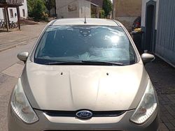 Beige Gebraucht 2014 Ford B-MAX Ambiente Van / Kleinbus | 4.600 € (Fairer Preis)