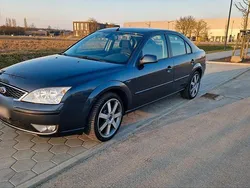 Grau Gebraucht 2007 Ford Mondeo Limousine | 2.400 € (Etwas zu teuer)
