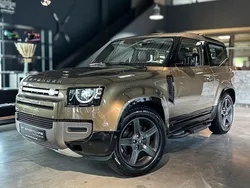 Braun Gebraucht 2023 Land Rover Defender SE SUV | 67.500 € (Fairer Preis)