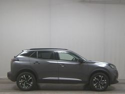 Grau Gebraucht 2022 Peugeot 2008 Allure SUV | 13.780 € (Guter Preis)