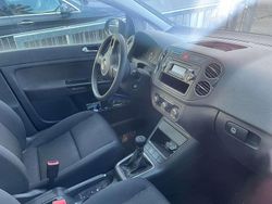 Schwarz Gebraucht 2009 VW Golf Plus Cross Van / Kleinbus | 1.350 € (Superpreis)