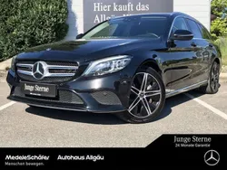Unilack schwarz Gebraucht 2021 Mercedes C300e Avantgarde Kombi | 22.370 € (Etwas zu teuer)
