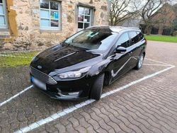 Schwarz Gebraucht 2015 Ford Focus Titanium Kombi | 8.499 € (Etwas zu teuer)