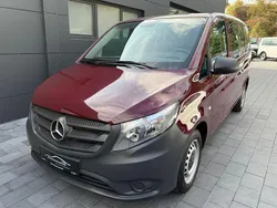Rot Gebraucht 2016 Mercedes Vito Van / Kleinbus | 21.600 € (Teuer)