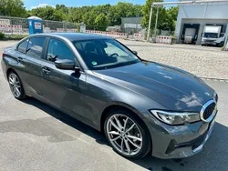 Grau Gebraucht 2021 BMW 320 Limousine | 24.499 € (Fairer Preis)