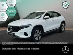 Polarweiß Gebraucht 2024 Mercedes EQA250 Advanced SUV | 33.990 € (Fairer Preis)