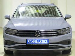Moonstone gray Gebraucht 2024 VW Passat Kombi | 25.950 € (Fairer Preis)