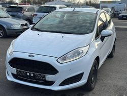 Weiß Gebraucht 2016 Ford Fiesta Trend Kleinwagen | 7.500 € (Guter Preis)