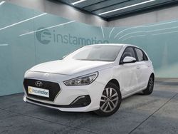 Weiß Gebraucht 2019 Hyundai i30 Trend | 14.988 € (Fairer Preis)