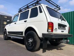 Weiss Gebraucht 2021 Lada niva SUV | 23.149 €