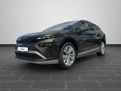 Olibogrün metallic (metallic) Gebraucht 2025 Skoda Enyaq iV SUV | 42.489 € (Guter Preis)