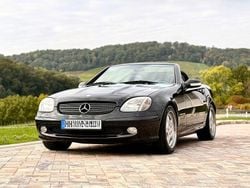 Schwarz Gebraucht 2001 Mercedes SLK200 Cabrio | 8.399 € (Teuer)