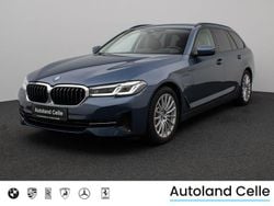 Arctic race blue metallicbraun Gebraucht 2022 BMW 530 Sport Line Limousine | 37.999 € (Guter Preis)