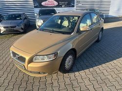 Gold Gebraucht 2009 Volvo S40 Momentum Limousine | 4.495 € (Fairer Preis)