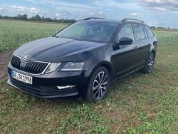Schwarz Gebraucht 2019 Skoda Octavia Soleil Kombi | 15.500 € (Superpreis)