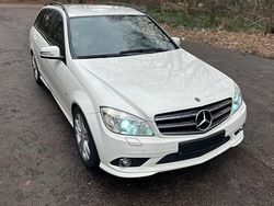 Weiß Gebraucht 2010 Mercedes C220 Kombi | 8.000 € (Fairer Preis)