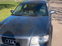 Silber Gebraucht 2003 Audi A6 Kombi | 680 € (Guter Preis)
