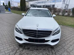 Weiß Gebraucht 2017 Mercedes C220 Kombi | 15.999 € (Fairer Preis)