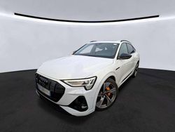 Gletscherweiß metallic Gebraucht 2022 Audi e-tron Sportback Black Edition SUV | 37.465 € (Guter Preis)