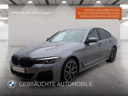 Grau Gebraucht 2022 BMW 545e M Sport Limousine | 44.512 € (Fairer Preis)