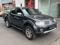 Grau Gebraucht 2011 Mitsubishi L200 Intense Abholung | 14.900 € (Fairer Preis)