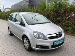 Silber Gebraucht 2007 Opel Zafira Edition Van / Kleinbus | 4.999 € (Etwas zu teuer)