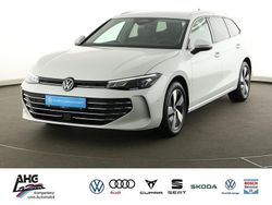 Oryxweiß perlmutteffekt Gebraucht 2025 VW Passat Business Kombi | 37.390 € (Guter Preis)
