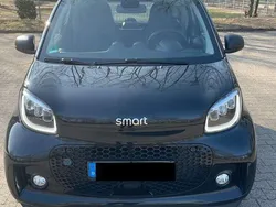 Schwarz Gebraucht 2022 Smart ForTwo Electric Drive Kleinwagen | 12.200 € (Fairer Preis)