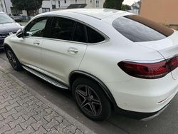 Weiß Gebraucht 2019 Mercedes GLC300 AMG line SUV | 35.500 € (Fairer Preis)