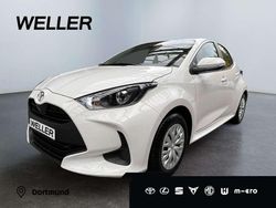 Weiss Neu 2025 Toyota Yaris Hybrid Kleinwagen | 24.179 € (Guter Preis)