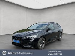 Schwarz Gebraucht 2024 Ford Focus ST-Line X Kombi | 25.690 € (Fairer Preis)