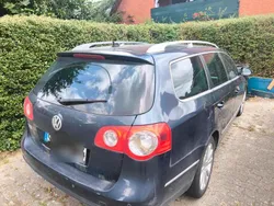 Blau Gebraucht 2005 VW Passat Highline Kombi | 2.400 € (Guter Preis)
