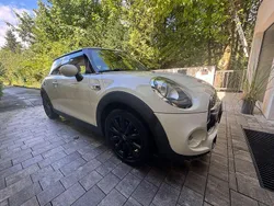 Weiß Gebraucht 2016 Mini Cooper SD Kleinwagen | 14.800 € (Fairer Preis)