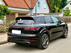 Schwarz Gebraucht 2019 Porsche Cayenne Sport SUV | 35.999 €