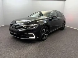 Schwarz Gebraucht 2022 VW Passat GTE Kombi | 21.299 € (Fairer Preis)