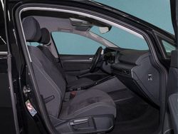 Schwarz Gebraucht 2024 VW Golf VIII Kombi | 25.349 € (Guter Preis)