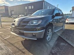 Pantherschwarz (p) Gebraucht 2003 Mitsubishi Outlander SUV | 2.950 € (Etwas zu teuer)