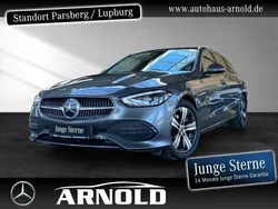Grau (selenitgrau) Gebraucht 2022 Mercedes C300 Avantgarde Kombi | 37.850 € (Superpreis)