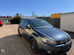 Blau Gebraucht 2010 VW Golf VI Team Limousine | 5.950 € (Fairer Preis)