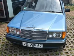 Blau Gebraucht 1990 Mercedes 190 Limousine | 5.000 €