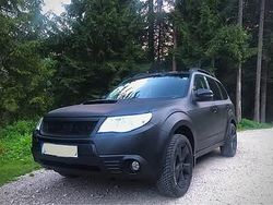 Schwarz Gebraucht 2011 Subaru Forester SUV | 8.500 € (Teuer)