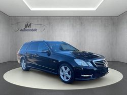 Obsidianschwarz Gebraucht 2012 Mercedes E250 Avantgarde Kombi | 8.990 € (Etwas zu teuer)