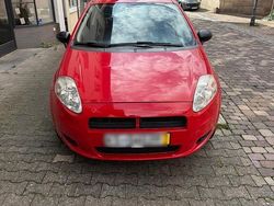 Rot Gebraucht 2009 Fiat Grande Punto Kleinwagen | 1.600 € (Guter Preis)