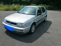 Silber Gebraucht 1996 VW Golf III Kleinwagen | 1.800 €