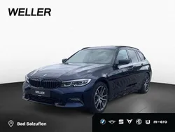 Blau Gebraucht 2020 BMW 330 Sport Line Kombi | 29.990 € (Guter Preis)
