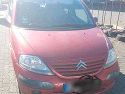 Rot Gebraucht 2003 Citroën C3 Kleinwagen | 1.000 €