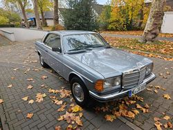 Blau Gebraucht 1983 Mercedes 230 Coupé | 17.500 €