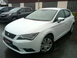 Weiß Gebraucht 2013 Seat Leon Style Limousine | 5.990 € (Guter Preis)