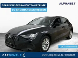Brillantschwarz Gebraucht 2022 Audi A3 Sportback Sport Limousine | 22.795 € (Guter Preis)